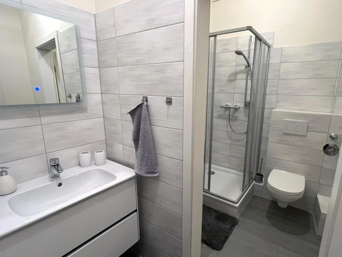 Hilbrecht Apartment
